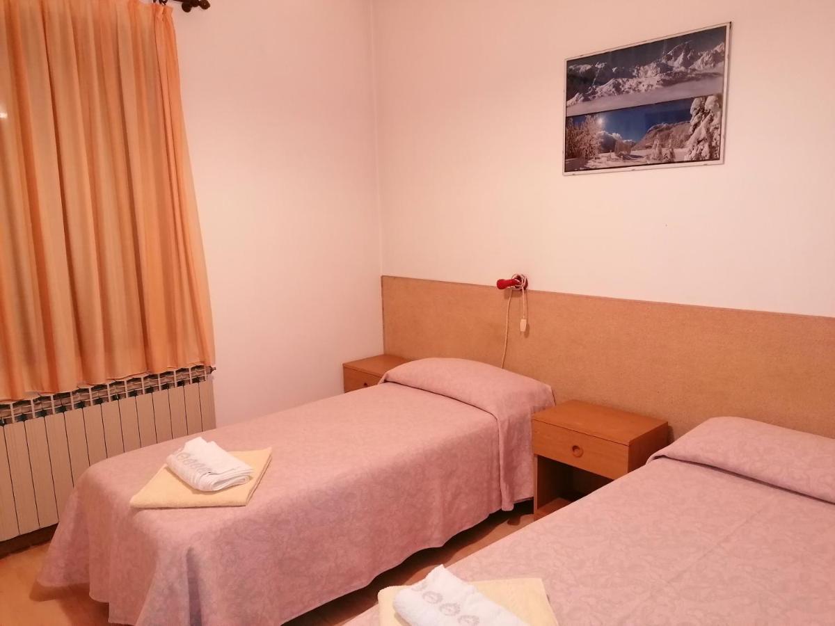 Al Fogolar Hotel Villa Santina Екстериор снимка