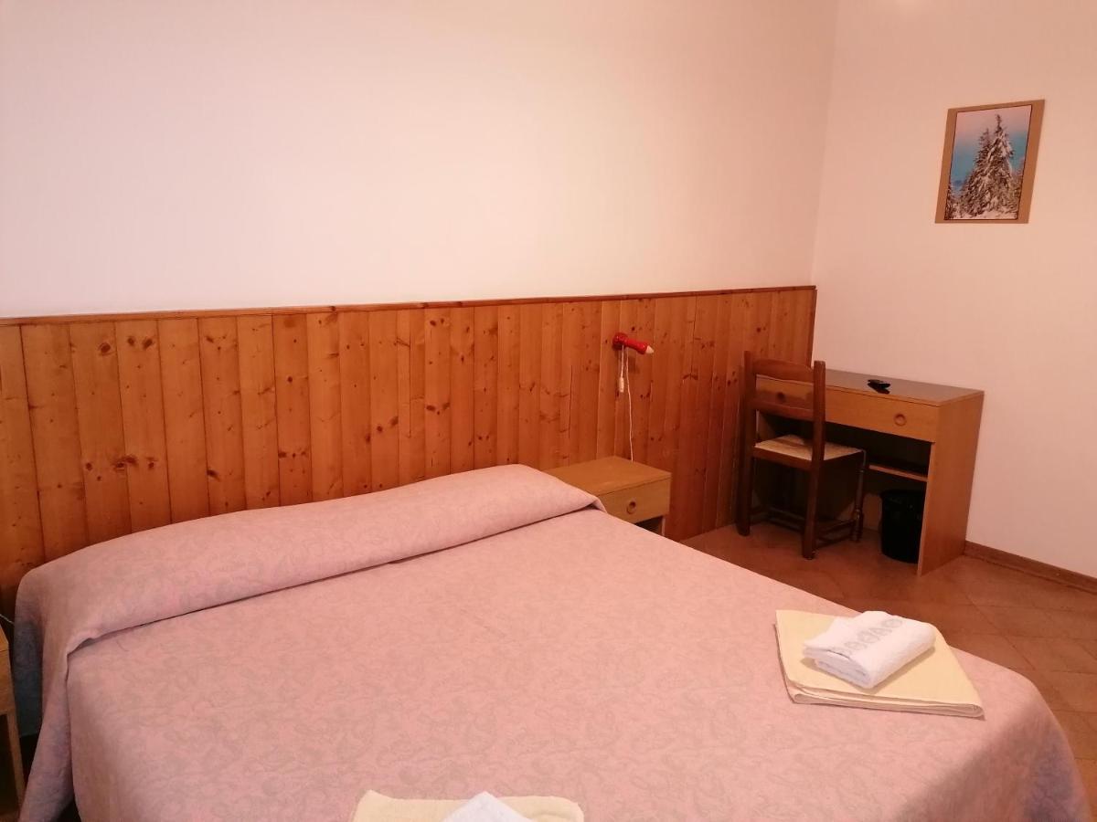 Al Fogolar Hotel Villa Santina Екстериор снимка